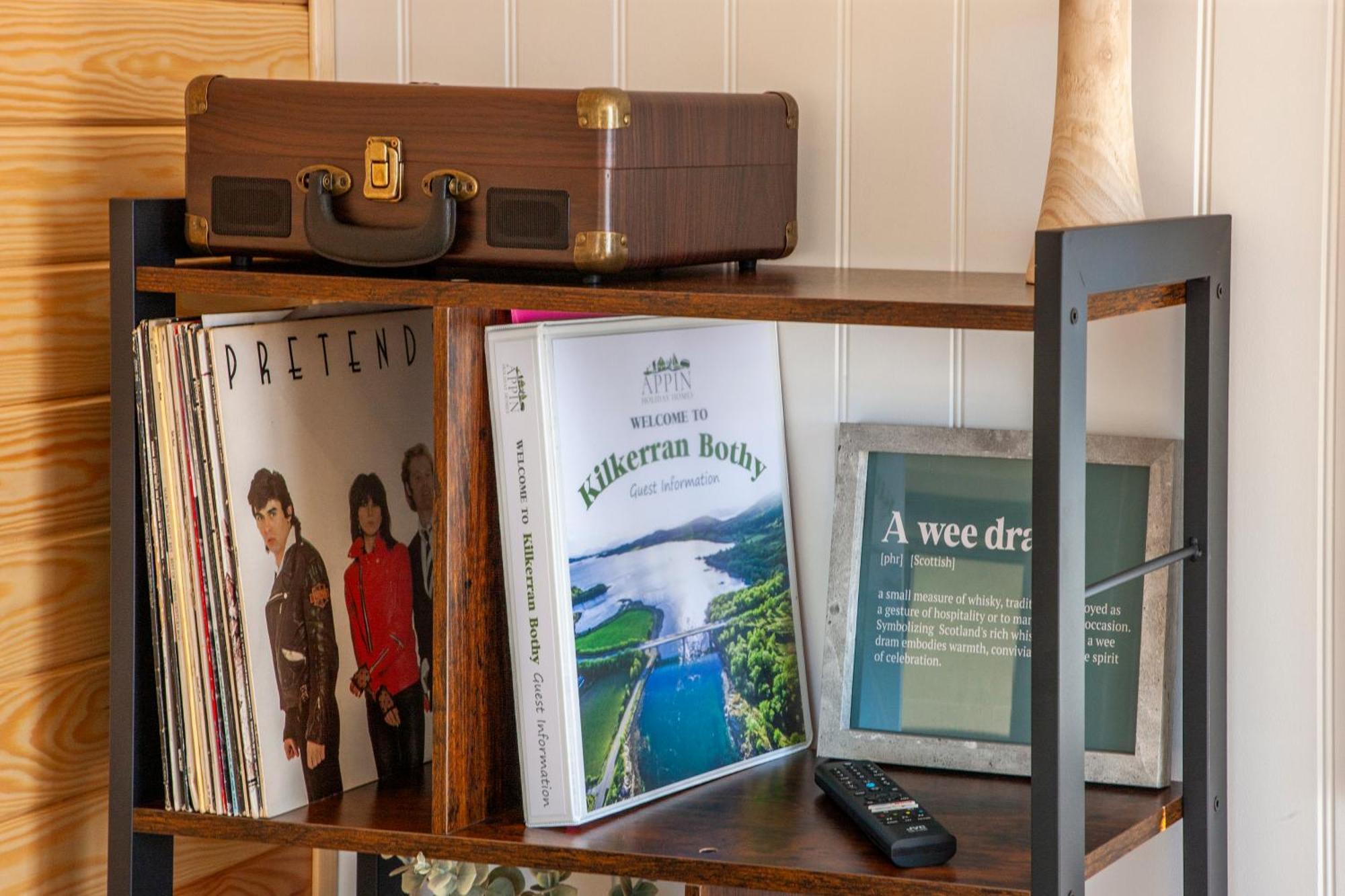 Appin Holiday Homes -Caravans, Lodges, Shepherds Hut And Train Carriage Stays Exterior foto