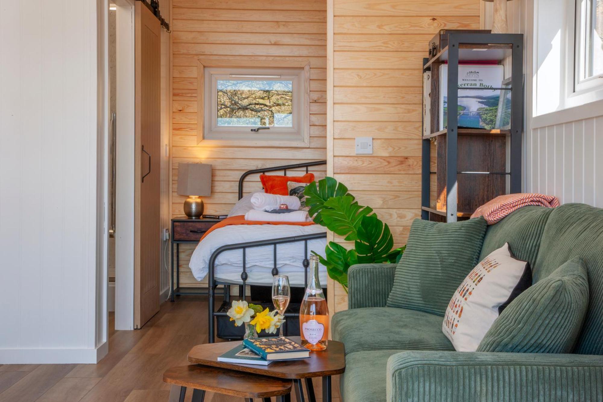 Appin Holiday Homes -Caravans, Lodges, Shepherds Hut And Train Carriage Stays Exterior foto