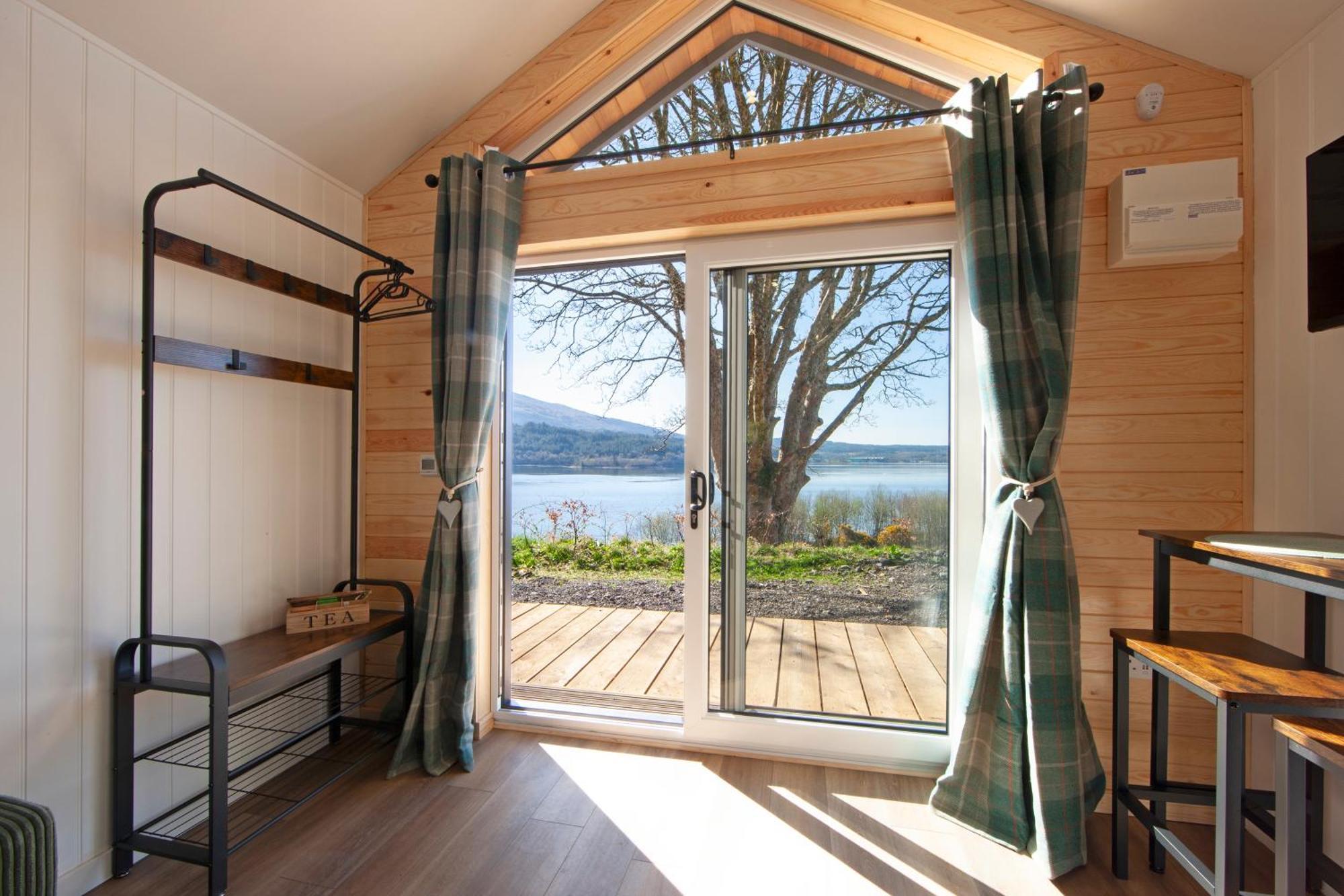 Appin Holiday Homes -Caravans, Lodges, Shepherds Hut And Train Carriage Stays Exterior foto
